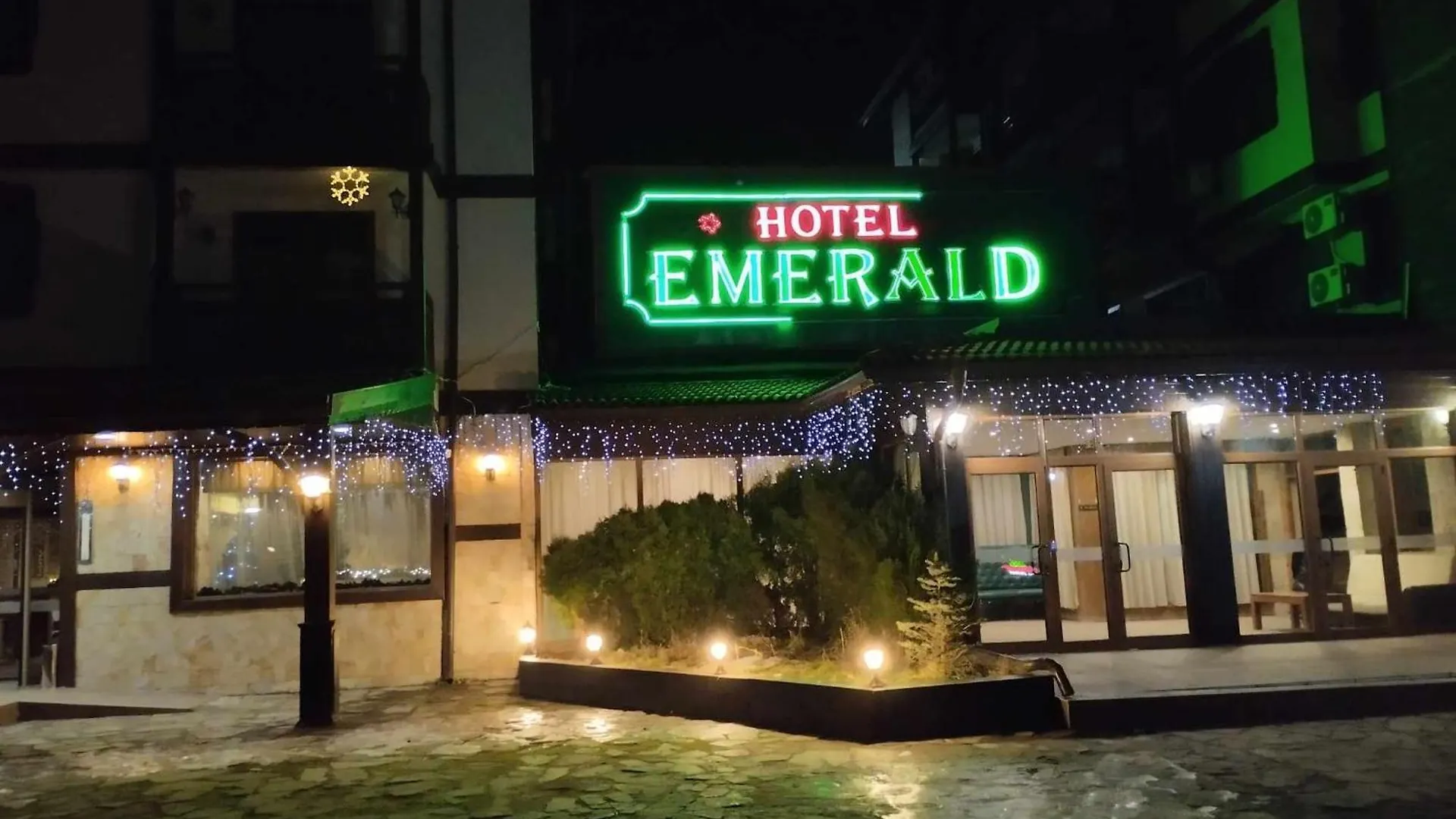 Ski View Suite Emerald Hotel Bansko contacts